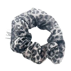 64 SILVER WHITE CHEETAH LEOPARD ANIMAL PRINT SATIN HAIR SCRUNCHIE BUNDLE LOT